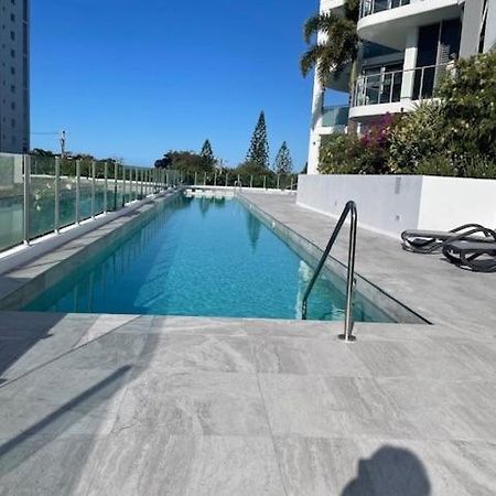 Silver Sea On Sixth Resort Maroochydore Exteriör bild