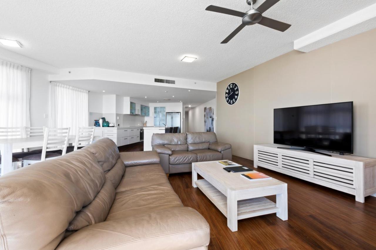 Silver Sea On Sixth Resort Maroochydore Exteriör bild